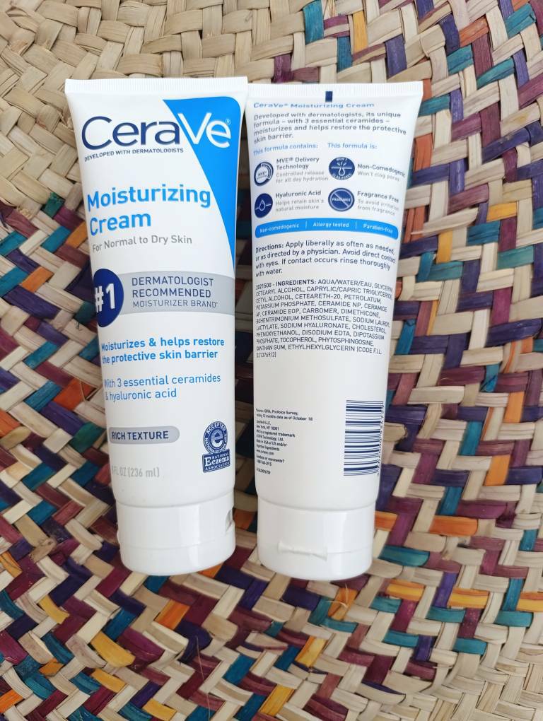 مرطوب کننده و آبرسان سراوی(CeraVe)